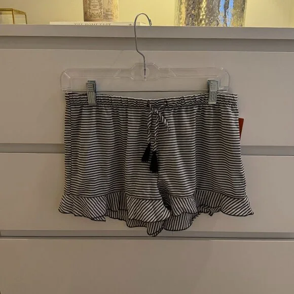 Gillian & O’Malley Striped Pajama Shorts - Picture 2 of 6